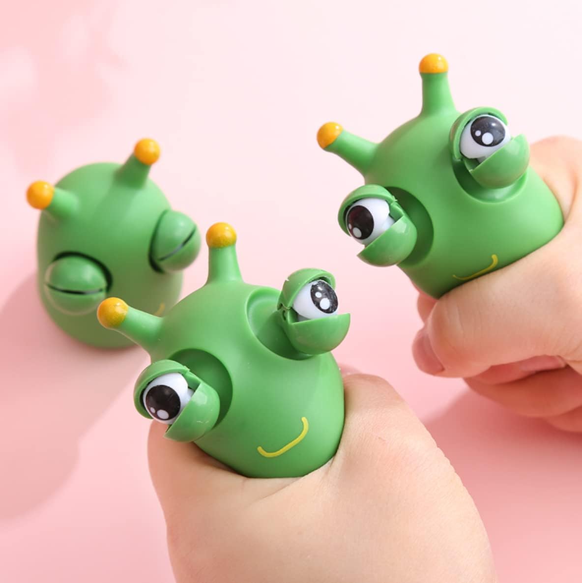 Squeezy Green Worm Stress-Relief Bulging Eyes Toy Funny Stress-Relief